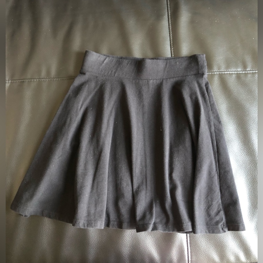 Black mini skirt - women’s small